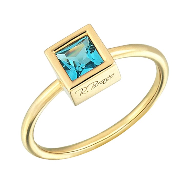 Каблучка Qube з топазом QCR000022-00 Каблучка Qube з топазом QCR000022-00